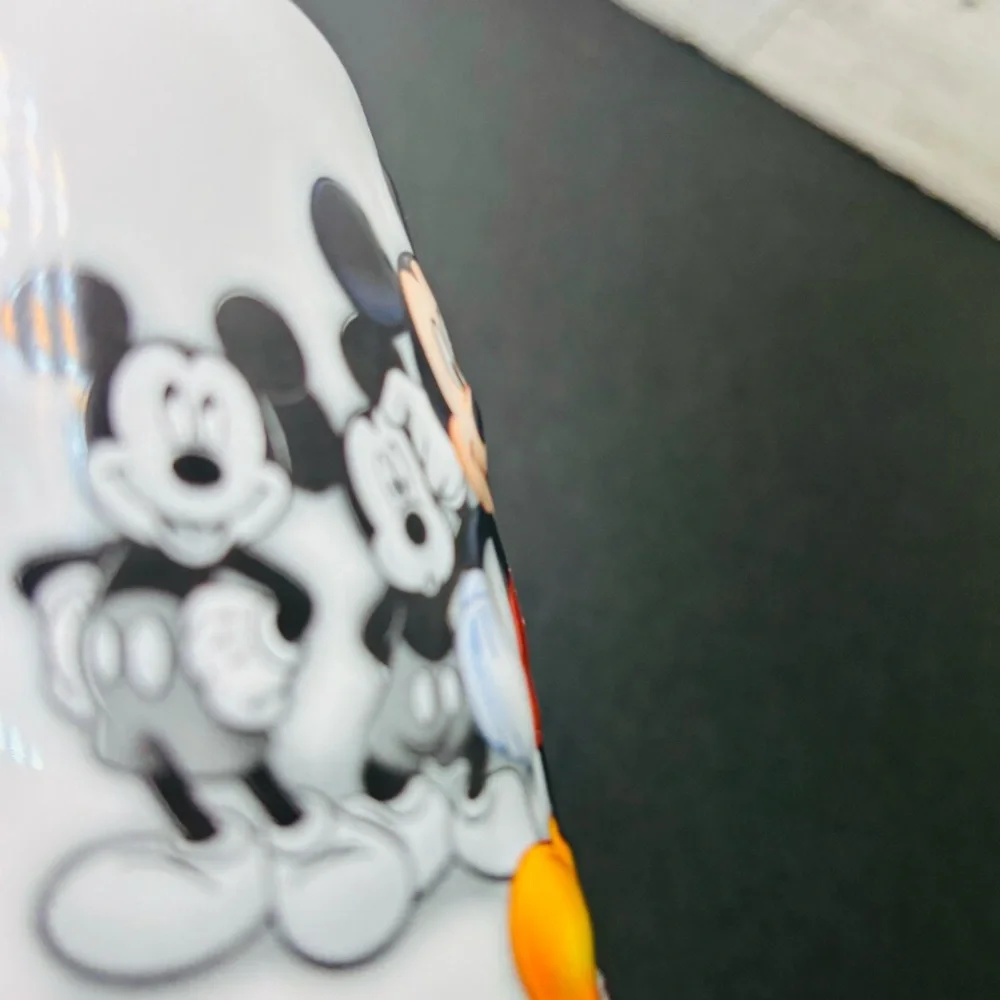 Mickey Walt Disney World Parks‎ Disneyland Resort Embossed Mug